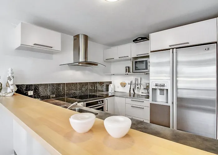 Сasa de vacaciones Eda - 3-5km From The Sea By Interhome