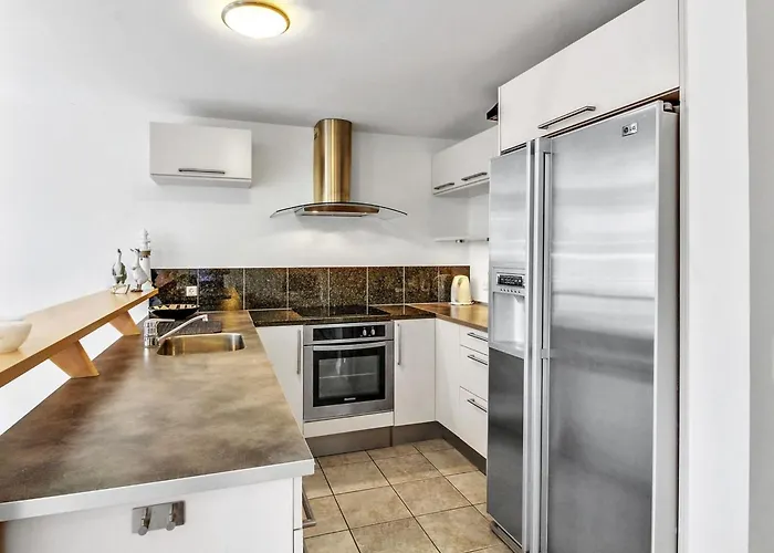 Сasa de vacaciones Eda - 3-5km From The Sea By Interhome *