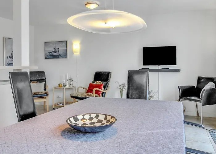 Eda - 3-5km From The Sea By Interhome